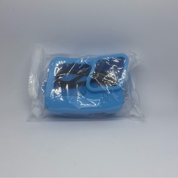 Blue GoPro hero silicone case (9/10/11/12) - Picture 3 of 3